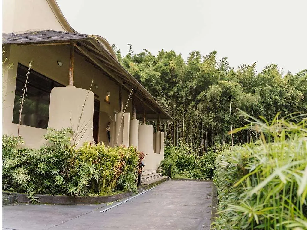 ***  Royal Palm Galapagos Curio Collection Hotel By Hilton Bellavista  Ecuador